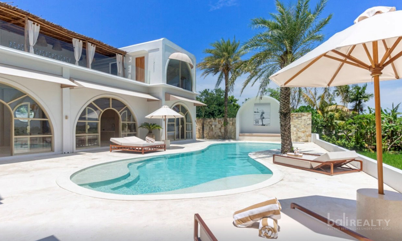 Turnkey Five-Bedroom Mediterranean Villa in Cepaka: Ideal for Bali home or Investment — image 1