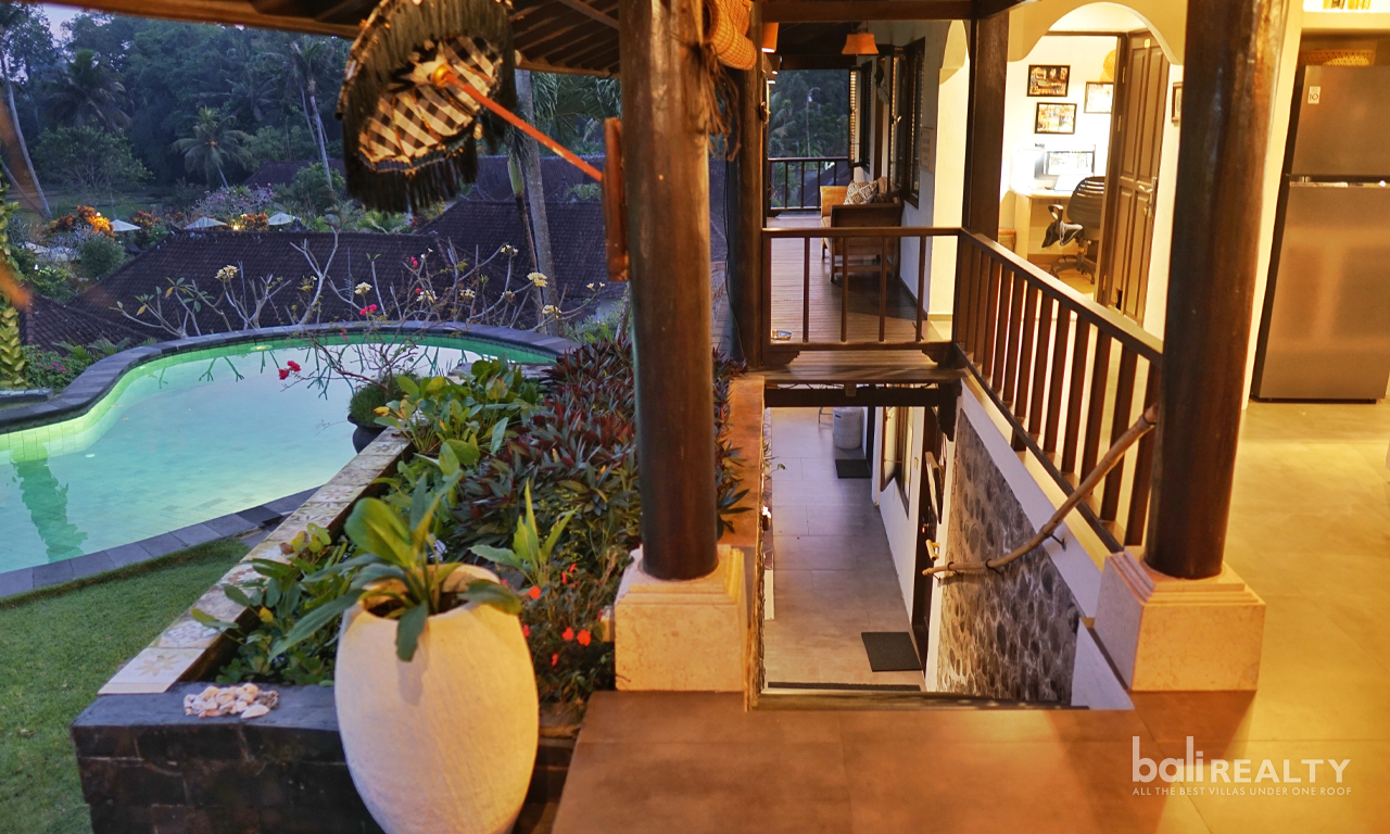 Three-Bedroom Traditional Balinese Villa in Peaceful Tabanan – Yearly Rental 3005 — image 4