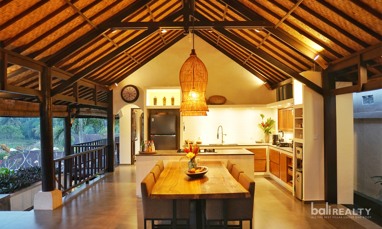 Three-Bedroom Traditional Balinese Villa in Peaceful Tabanan – Yearly Rental 3005 — image 6