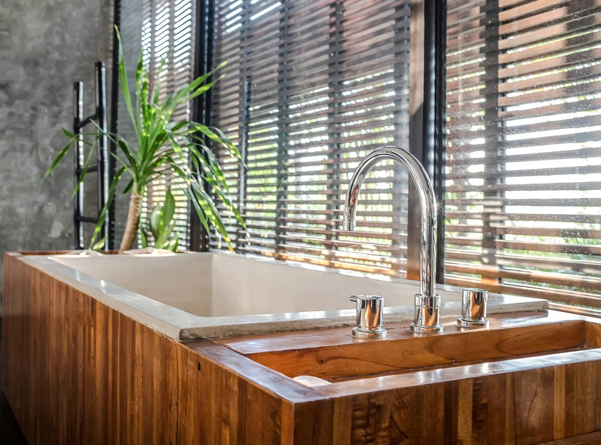 7-Bedroom Designer Villa with Infinity Pool & Mountain Views in Canggu — image 18