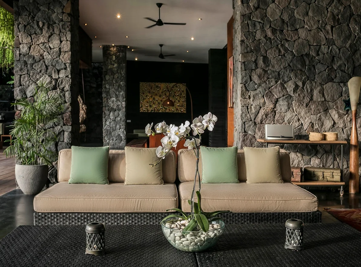 7-Bedroom Designer Villa with Infinity Pool & Mountain Views in Canggu — image 6