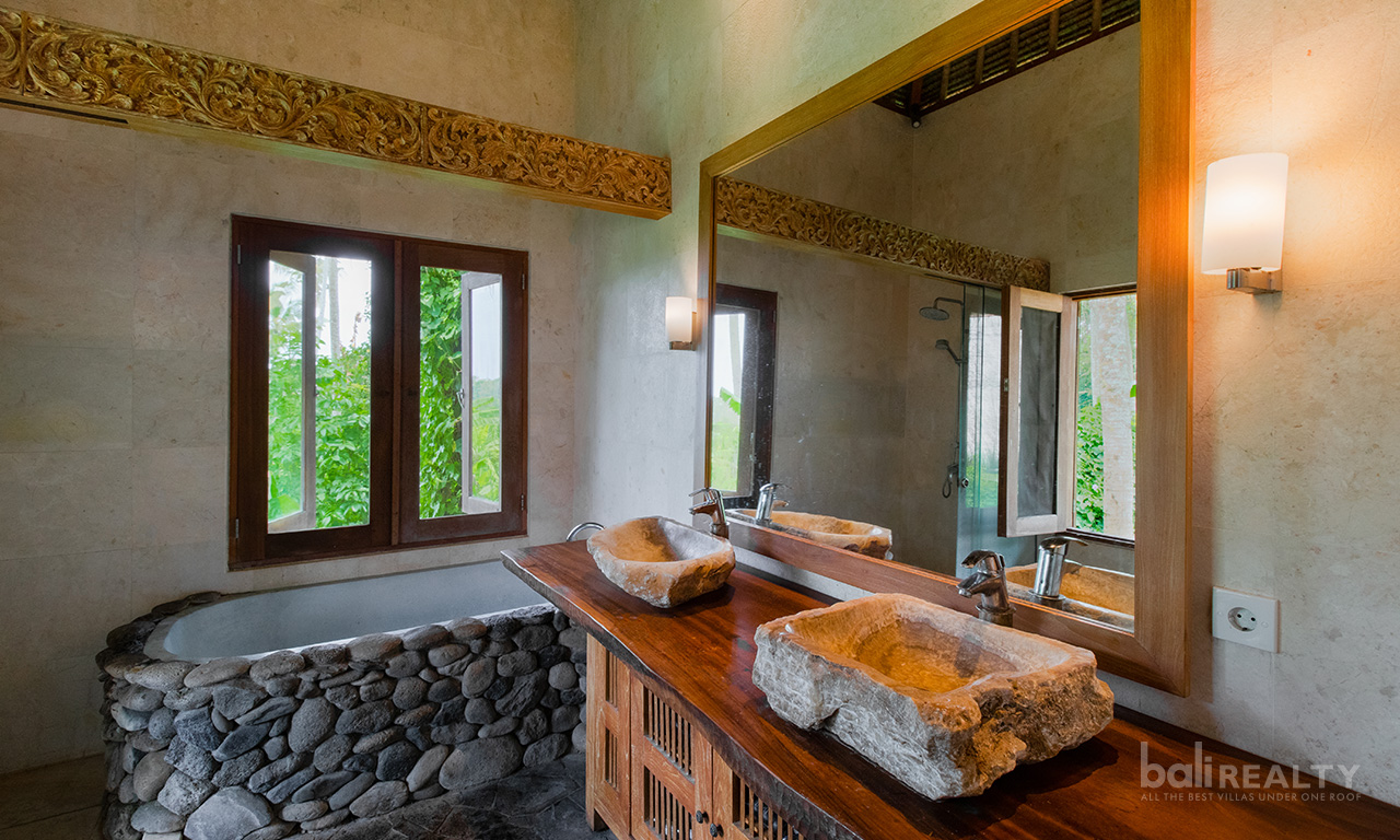 Expansive 27 ARE Freehold Property Investment Opportunity, Minutes from Central Ubud — image 13