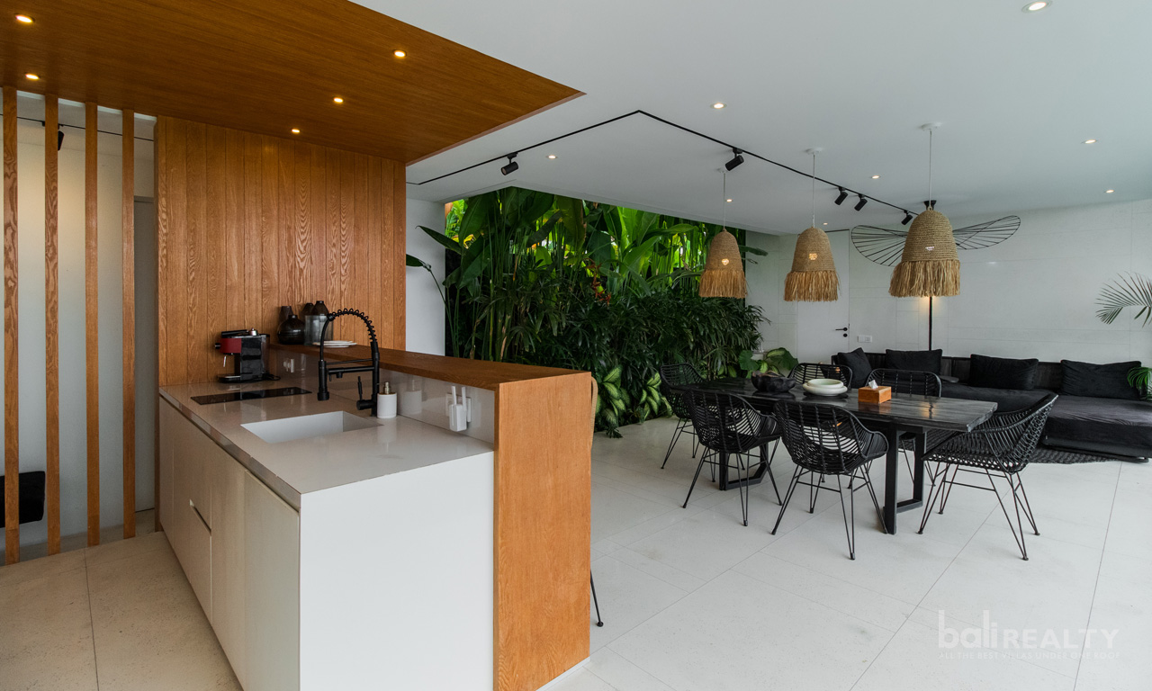 Cutting-Edge Designer 3-Bedroom Villas in Scenic Ubud with Excellent ROI 2628 — image 6
