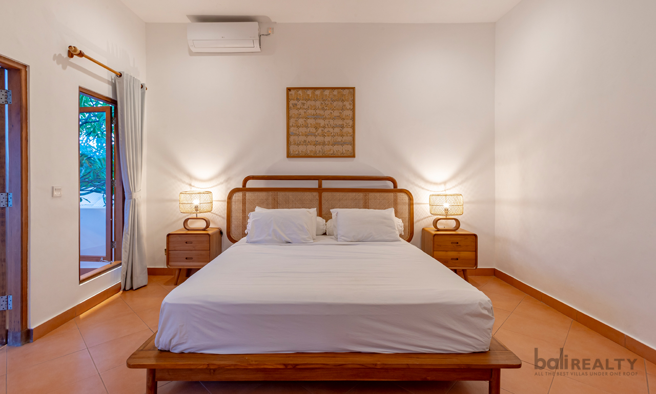 Modern Balinese Two-Bedroom Villa in Umalas – Secure Long Lease, Perfect for Home or Investment — image 14