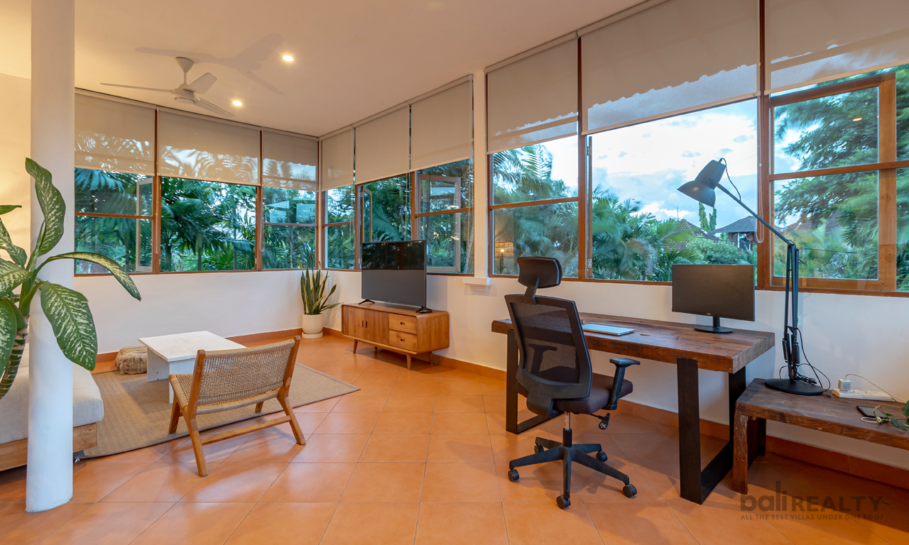 Modern Balinese Two-Bedroom Villa in Umalas – Secure Long Lease, Perfect for Home or Investment — image 17