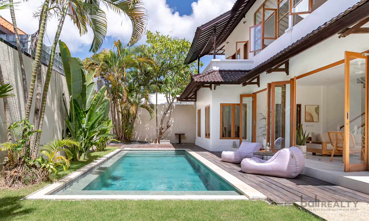 Modern Balinese Two-Bedroom Villa in Umalas – Secure Long Lease, Perfect for Home or Investment — image 3