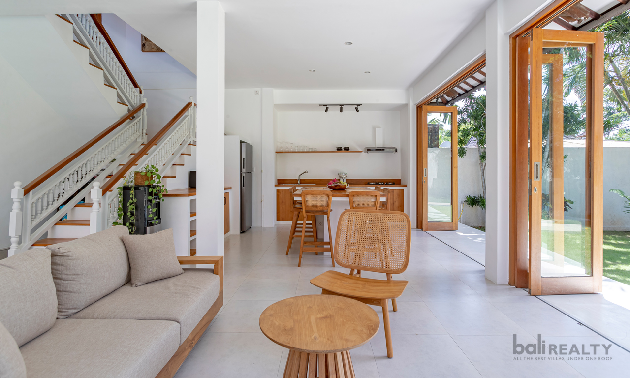 Modern Balinese Two-Bedroom Villa in Umalas – Secure Long Lease, Perfect for Home or Investment — image 8
