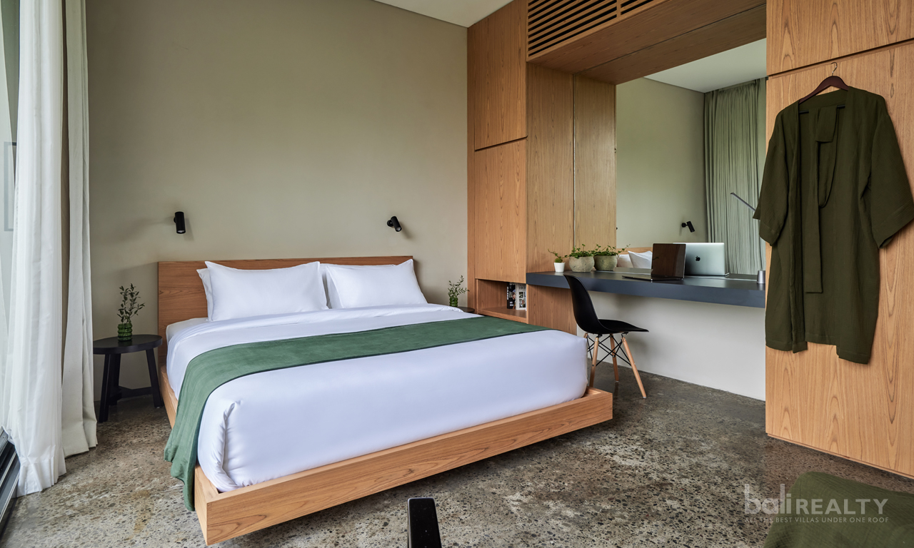 Three-Bedroom Tropical Modern Townhouse in Central Umalas with Glowing Reviews: Perfect for Living or Investment — image 10