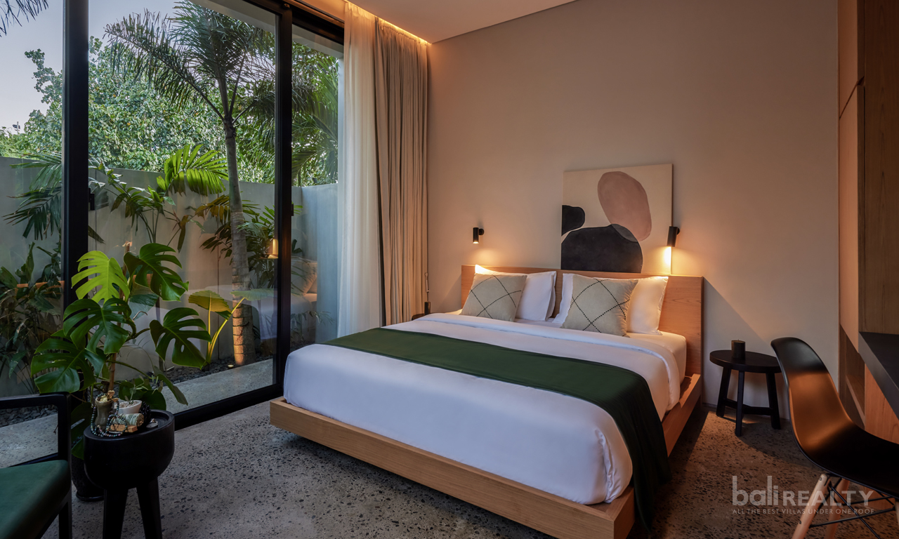 Three-Bedroom Tropical Modern Townhouse in Central Umalas with Glowing Reviews: Perfect for Living or Investment — image 8