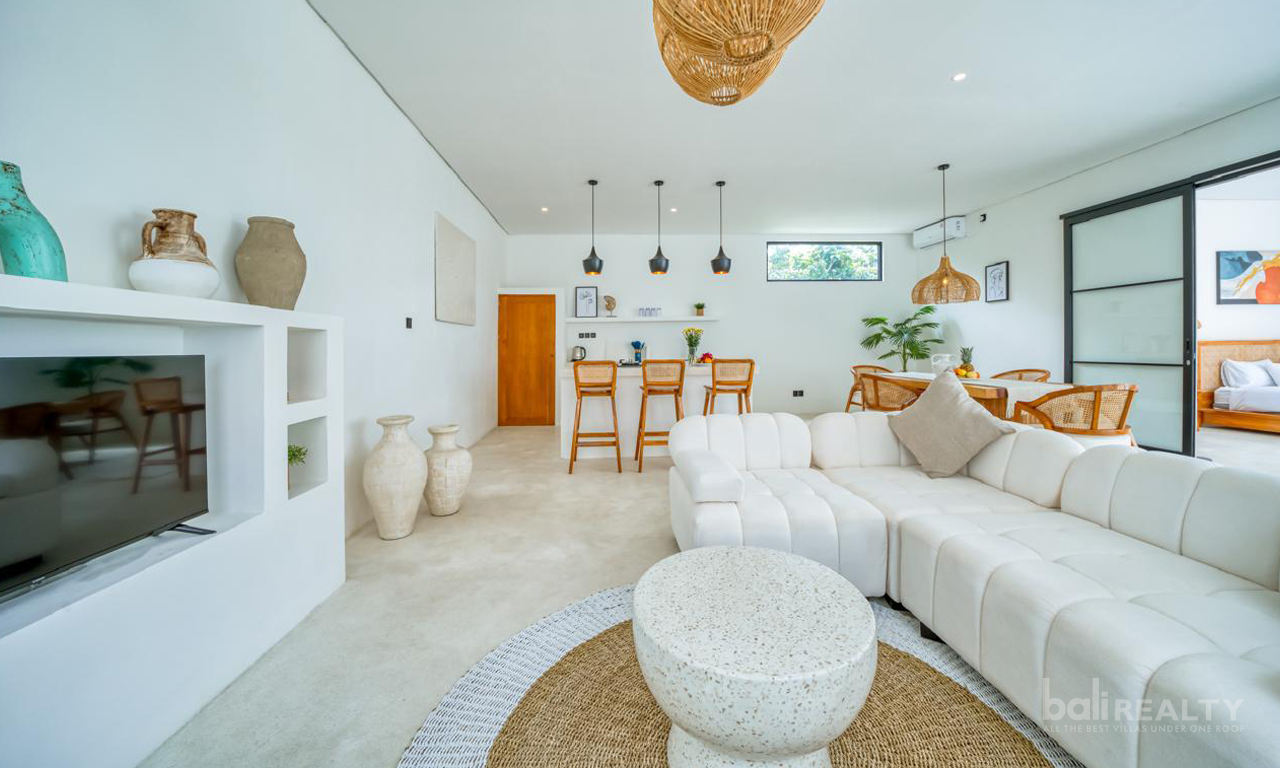 Rare Two-in-One Opportunity: Brand-New Two-Bedroom Villa & 4.2 ARE Plot in Ungasan, Near the Beach — image 2