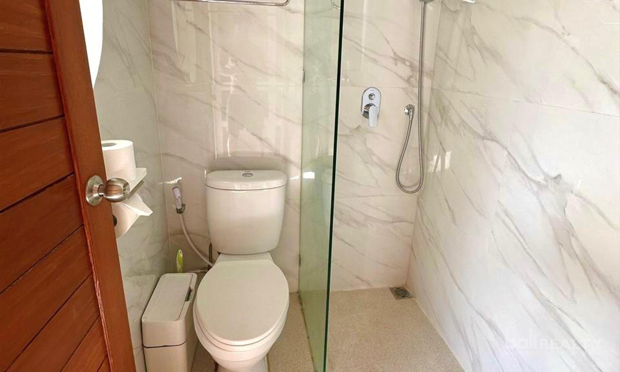 Stylish Two-Bedroom Villa in Ungasan with Long Lease Near the Beaches — image 4