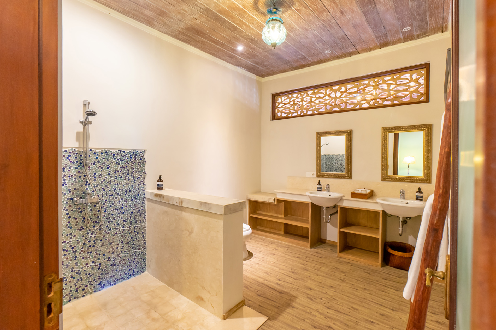 Villa Angsa Sanur | Traditional 4-Bedroom Villa with Pool — image 7