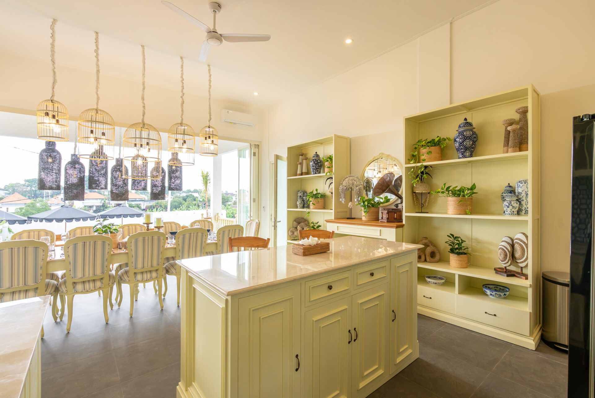 Luxury 6 Bedroom Villa with Private Pool in Berawa, Canggu — image 10