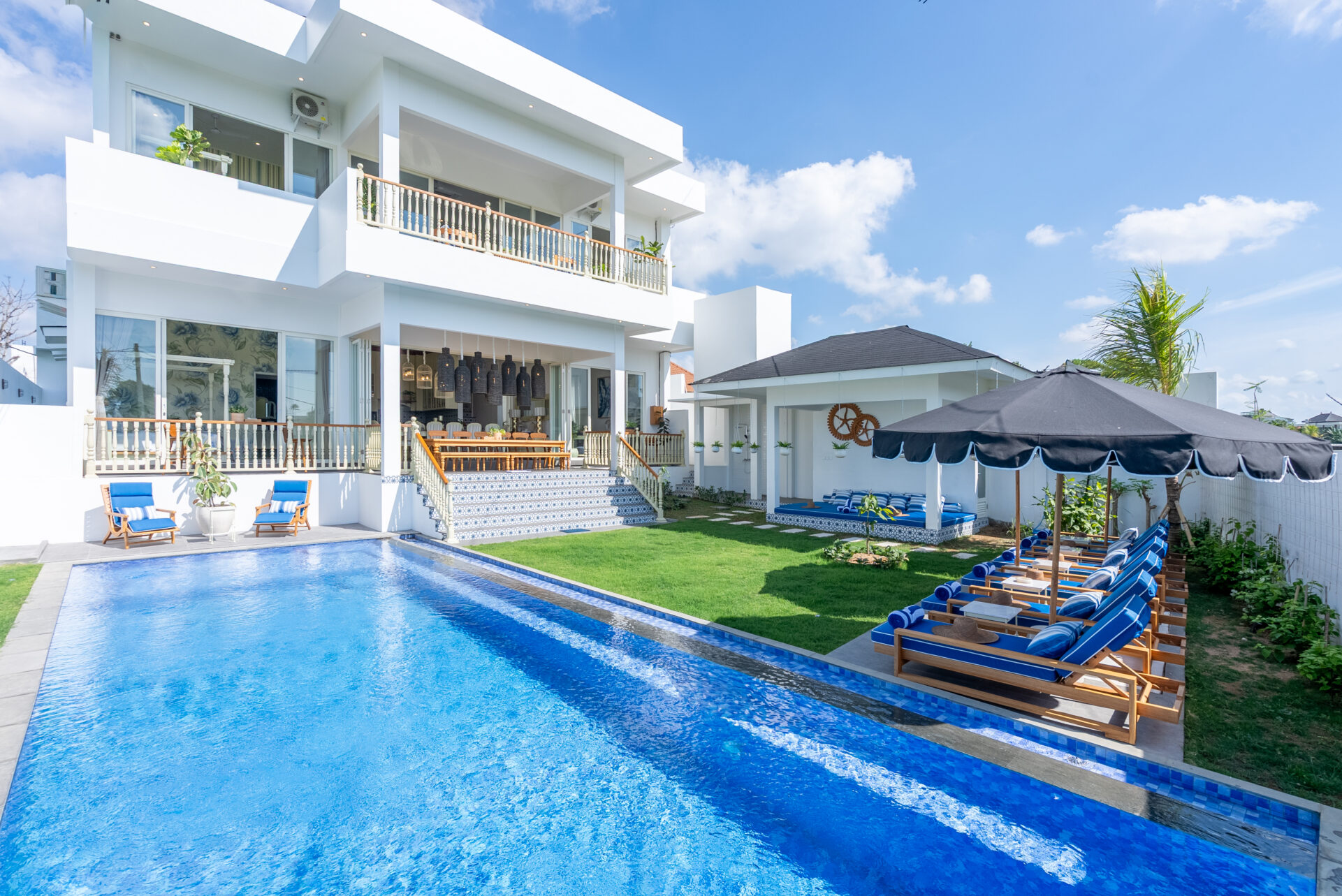 Luxury 6 Bedroom Villa with Private Pool in Berawa, Canggu