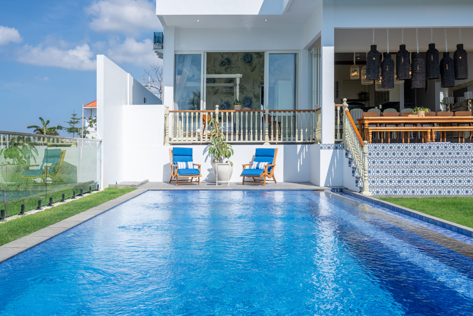 Luxury 6 Bedroom Villa with Private Pool in Berawa, Canggu — image 1