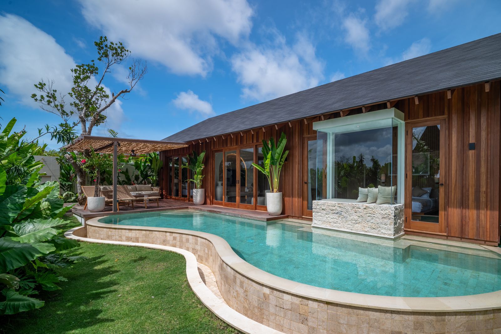Modern 2 Bedroom Villa with Private Pool in Babakan, Canggu