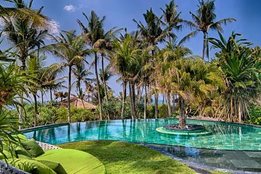 Luxury Tropical Living: Escape to Our Two-Bedroom Pool Villa in Canggu — image 4