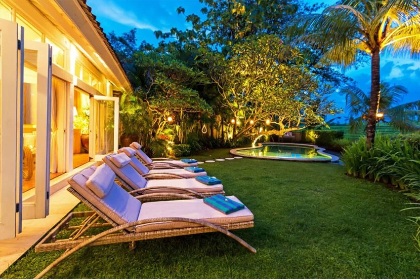 Shabby Chic Villa with Fairytale Garden & Rice Field Views — image 4