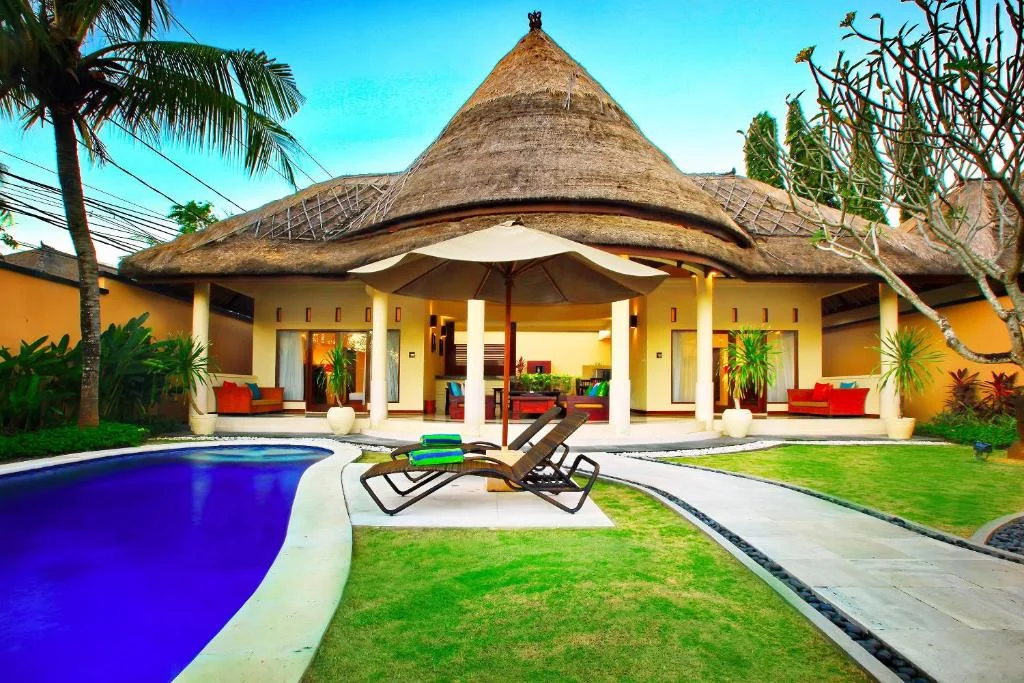Spacious 3-Bedroom Villa with Private Pool in Jimbaran, Bali — image 3