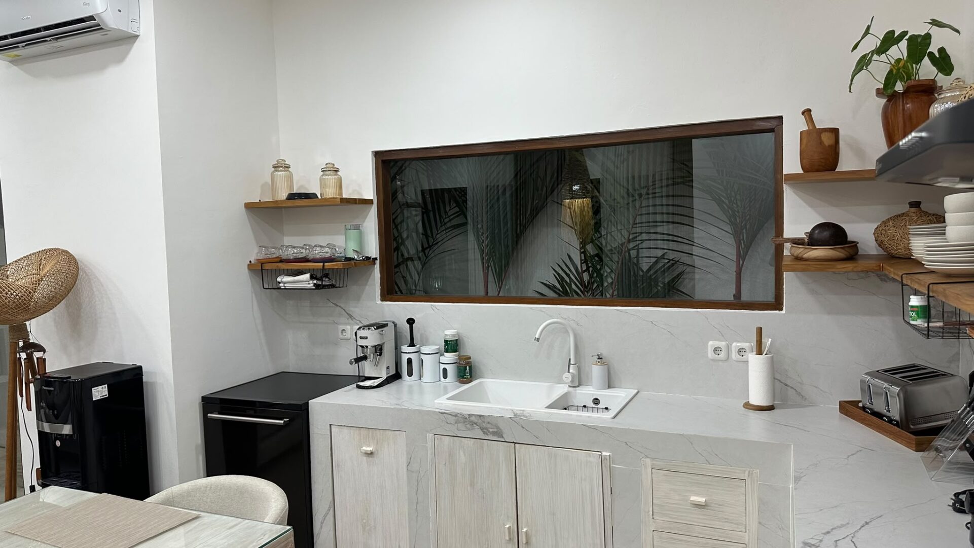 Brand-New 3 Bedroom Family Villa with Rice Field Views in Sanur — image 13