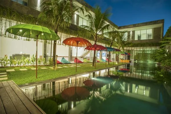 Modern 1BR/2BR Villas in Seminyak – Pool, Kitchenette & Prime Location – BVI8759 — image 5