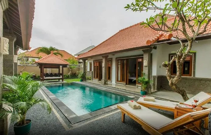 Spacious 4BR Private Pool Villa w/ Lush Gardens & BBQ Bar – 10 Mins Walk to Seminyak Beach – BVI9718 — image 5