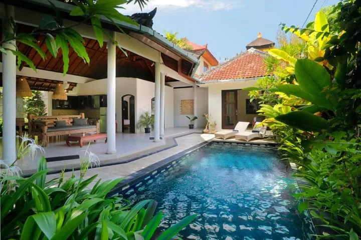 Colorful 3BR Villa in Central Seminyak – Walk to Eat Street & Beach – BVI5417 — image 5
