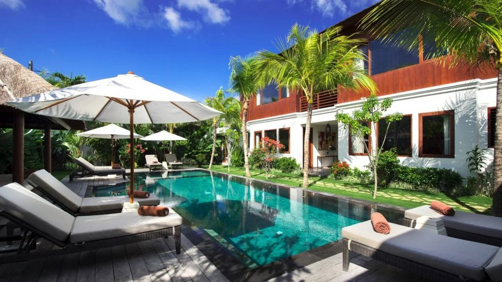 Luxurious 12-Bedroom Villa Estate in the Heart of Seminyak