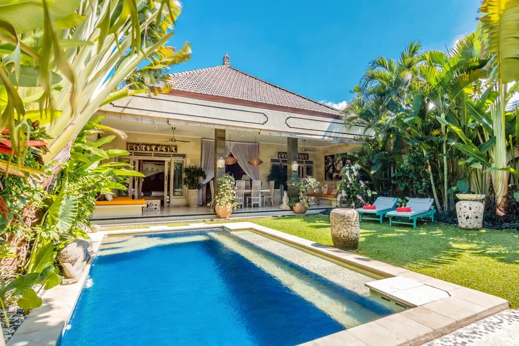 Tranquil 3BR Villa in Prime Seminyak – Walk to Cafes, Beach & Boutiques