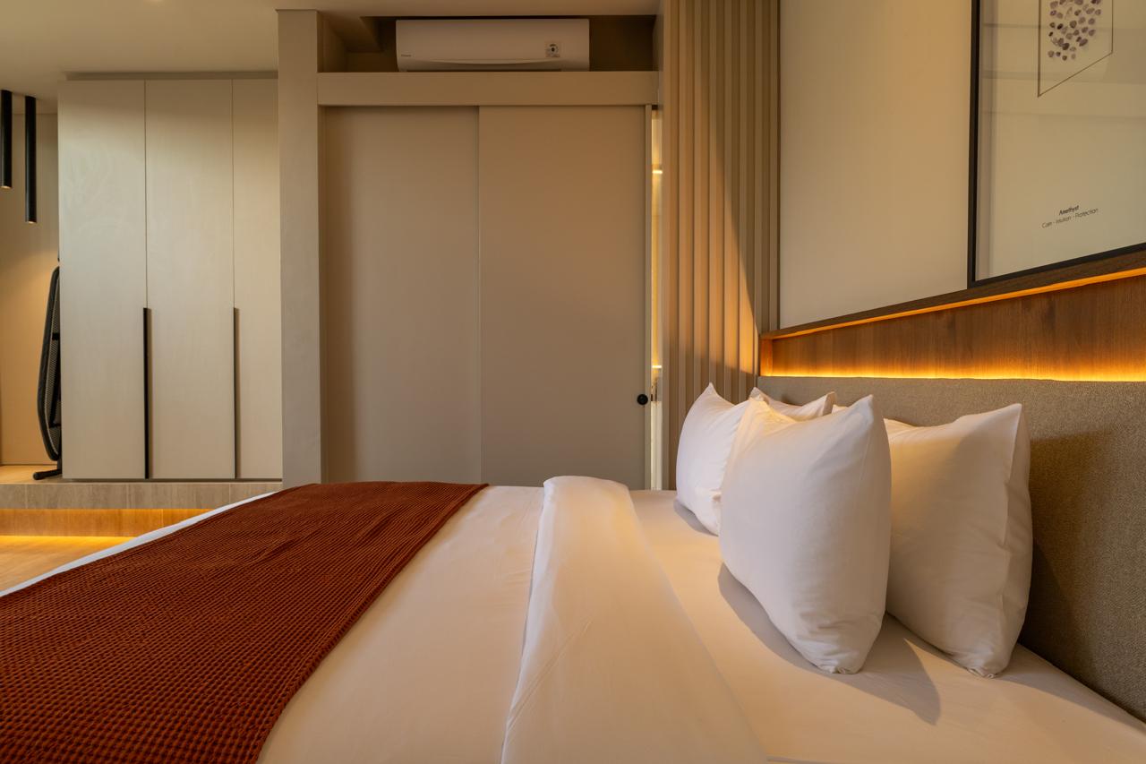 Modern 1-Bedroom Duplex Townhouse with Private Pool in Umalas — image 5