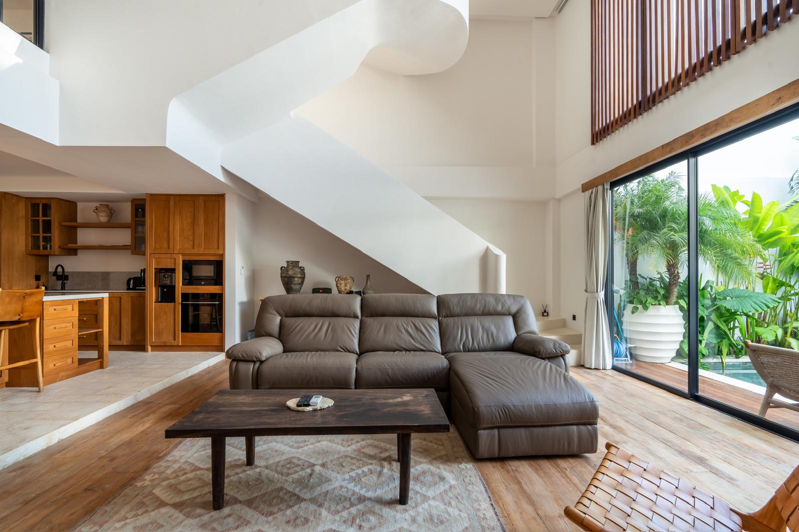 Modern Fully Furnished 3-Bedroom Villa for Monthly and Yearly Rental in Berawa — image 10