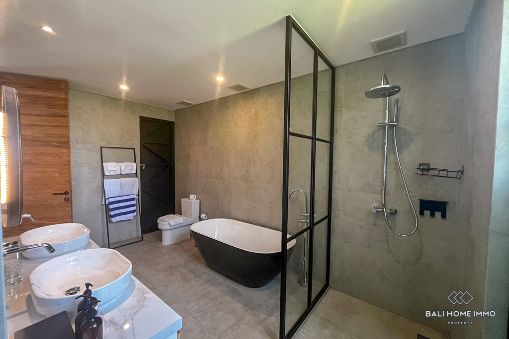 Modern 3 bedroom villa for monthly rental in Umalas Bali — image 14