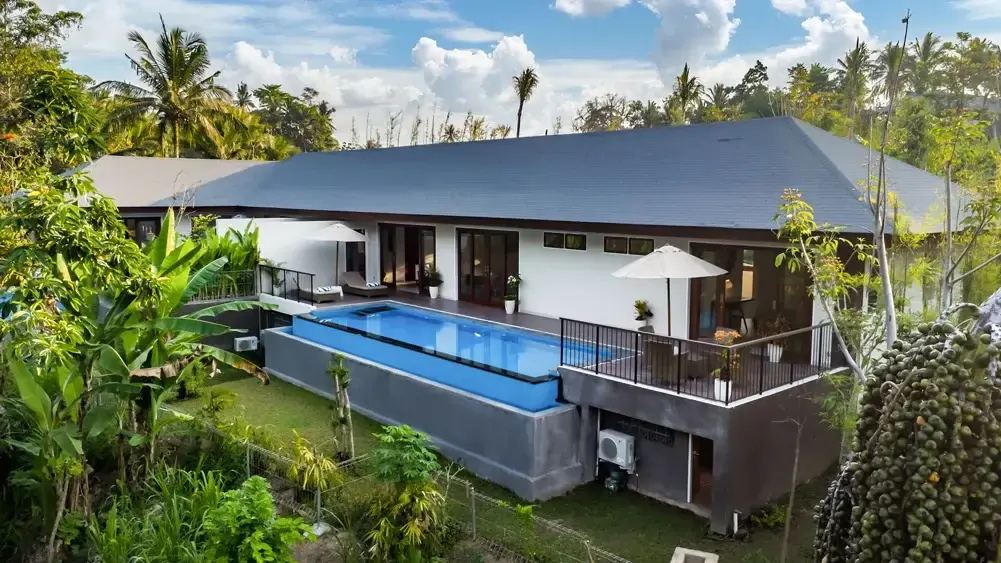 2 BR Tropical-Modern Garden Retreat Ubud — 2BR Villa Rental in Ubud