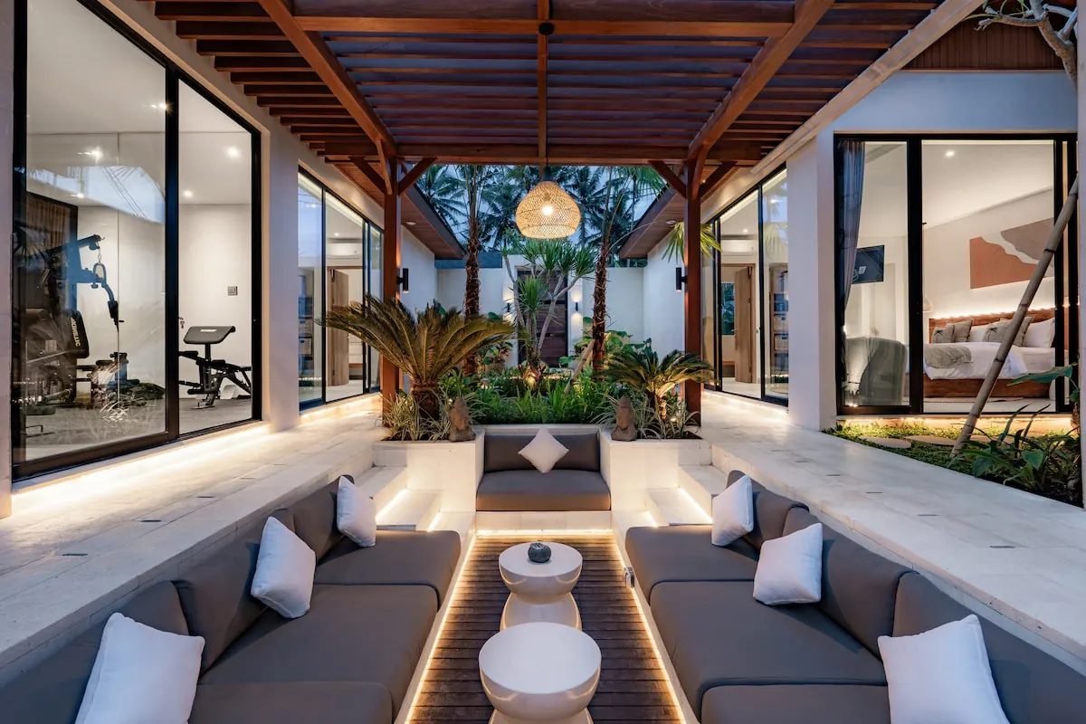 4 BR Courtyard Pool Retreat Ubud — 4BR Villa Rental in Ubud — image 1