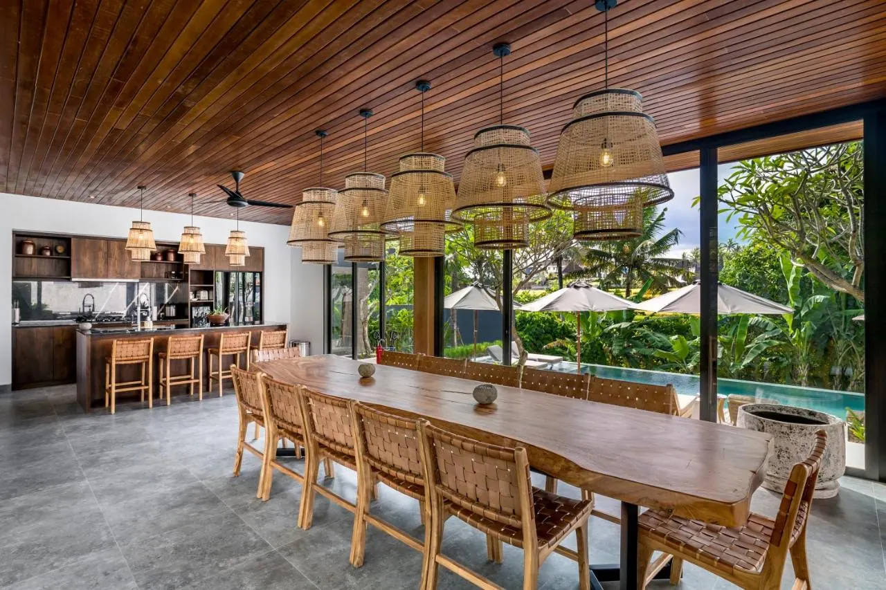 6 BR Rice-Field Wellness Retreat Ubud — 6BR Villa Rental in Ubud — image 8