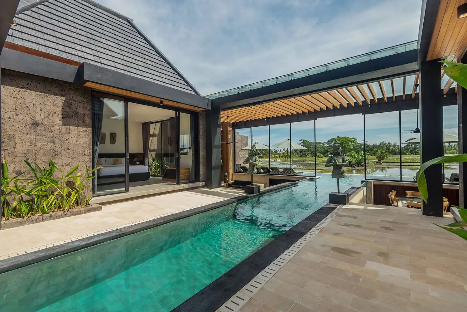 4 BR Rice-Field Courtyard Villa Ubud — 4BR Villa Rental in Ubud — image 18