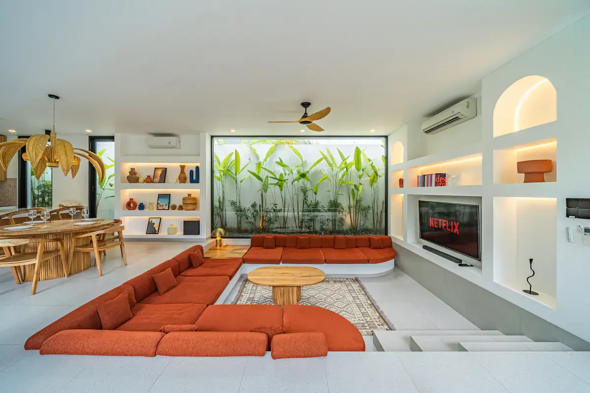 9 BR Tropical-Modern Group Estate Uluwatu — 9BR Estate Rental in Uluwatu — image 10
