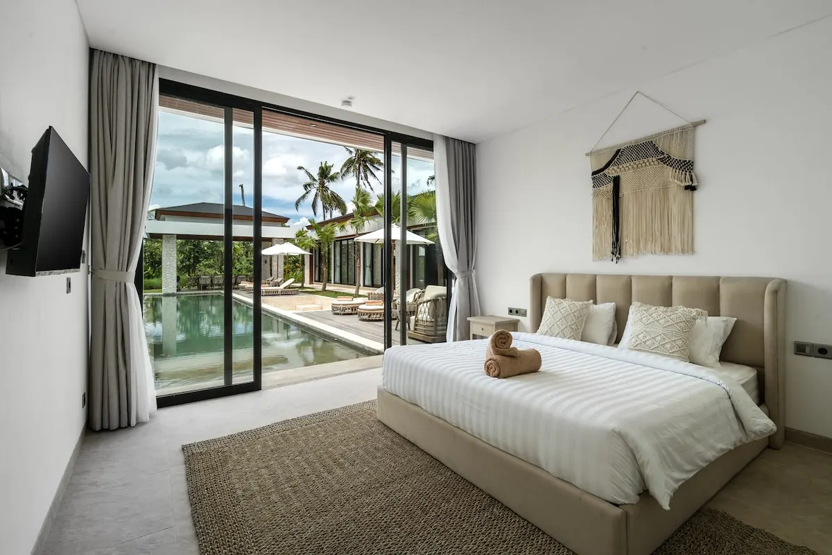 6 BR Padel Tropical Garden Villa Ubud — 6BR Villa Rental in Ubud — image 8