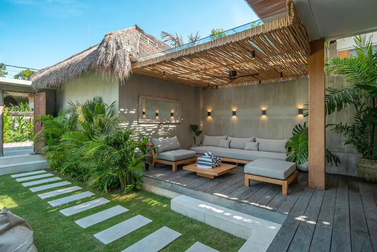4 BR Tropical-Modern Fully Staffed Residence Canggu — 4BR Residence Rental in Canggu — image 7