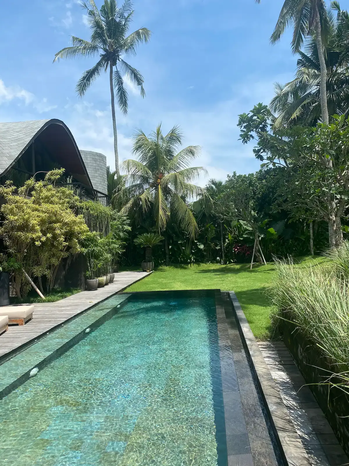 4 BR Stone Infinity-Pool Villa Ubud — 4BR Villa Rental in Ubud — image 10