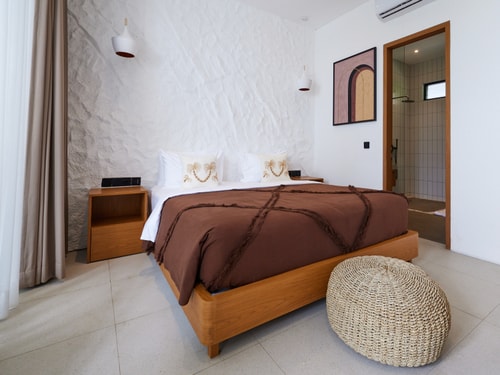 Canggu 3BR Villa w/ Rooftop & Pool, Close to Beach in Canggu, Bali — image 6