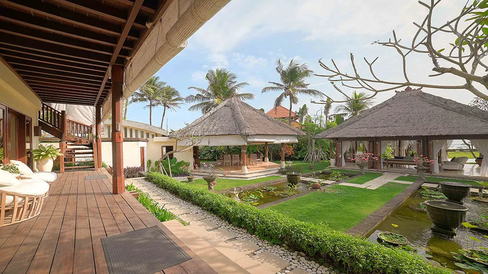 4 BR Beachfront Balinese Villa Canggu — 4BR Villa Rental in Seseh — image 10