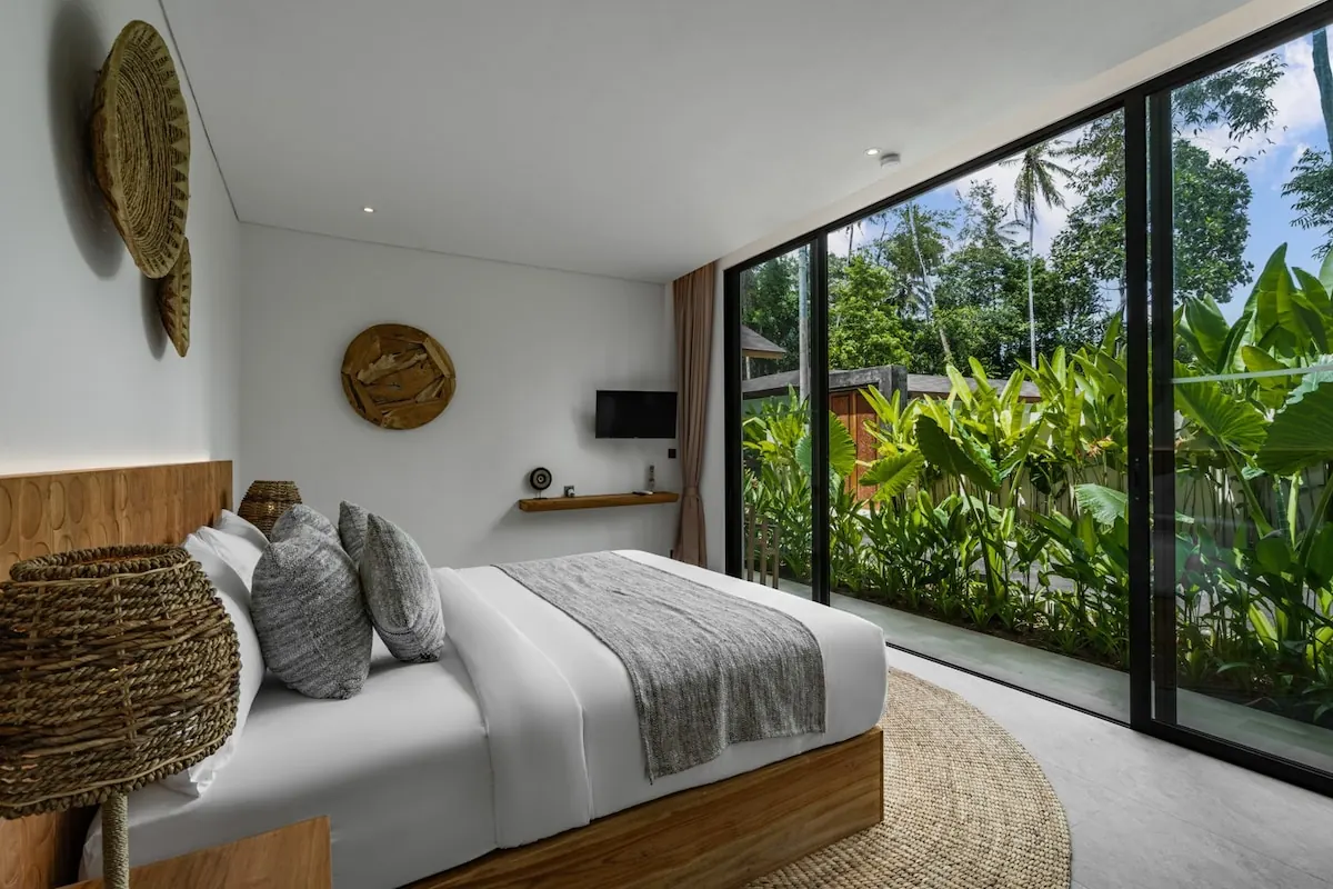 3 BR Tropical-Modern Jungle Villa Ubud — 3BR Villa Rental in Ubud — image 14