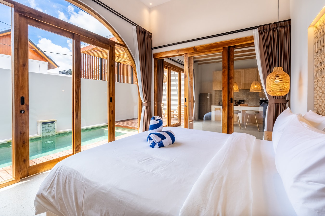 Chic 1BR Villa | Pool & Bathtub, Near Ubud Palace in Ubud, Bali — image 3