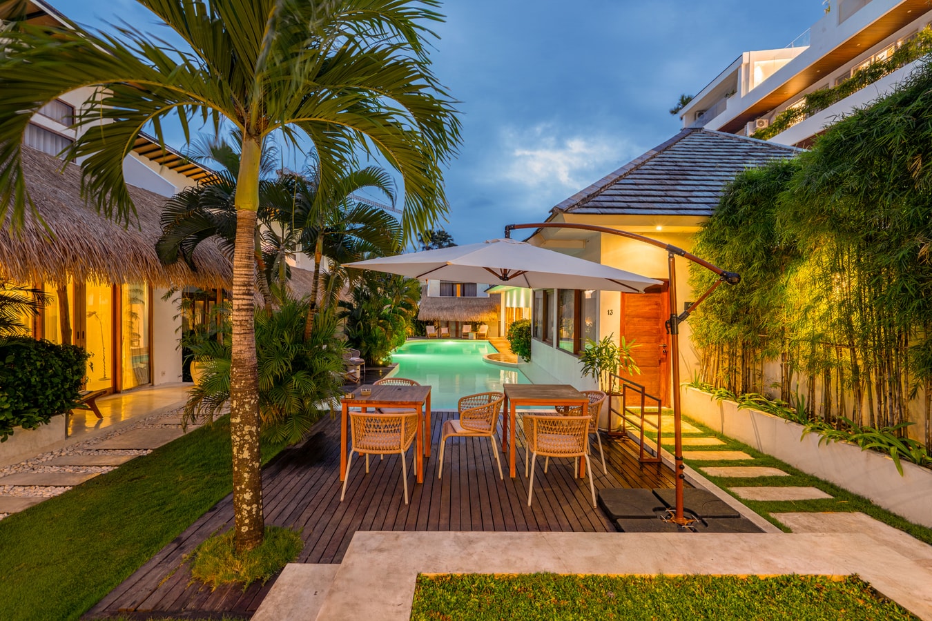Stylish 1BR Apartment in Canggu | Balcony & Pool Access - Canggu, Bali — image 9