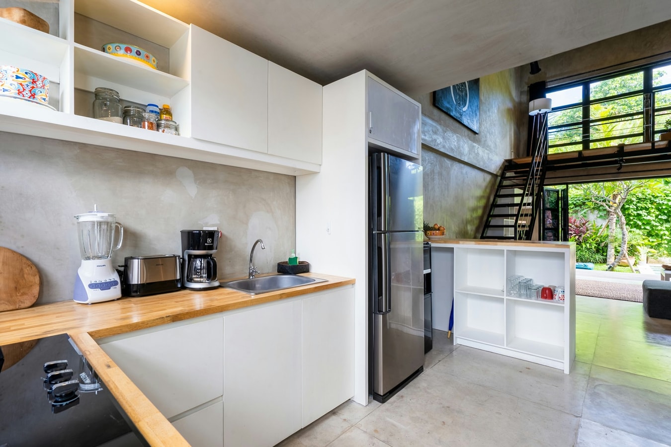 1BR Berawa Loft | Pool & Sundeck BBQ, Near Beach in Canggu, Bali — image 9