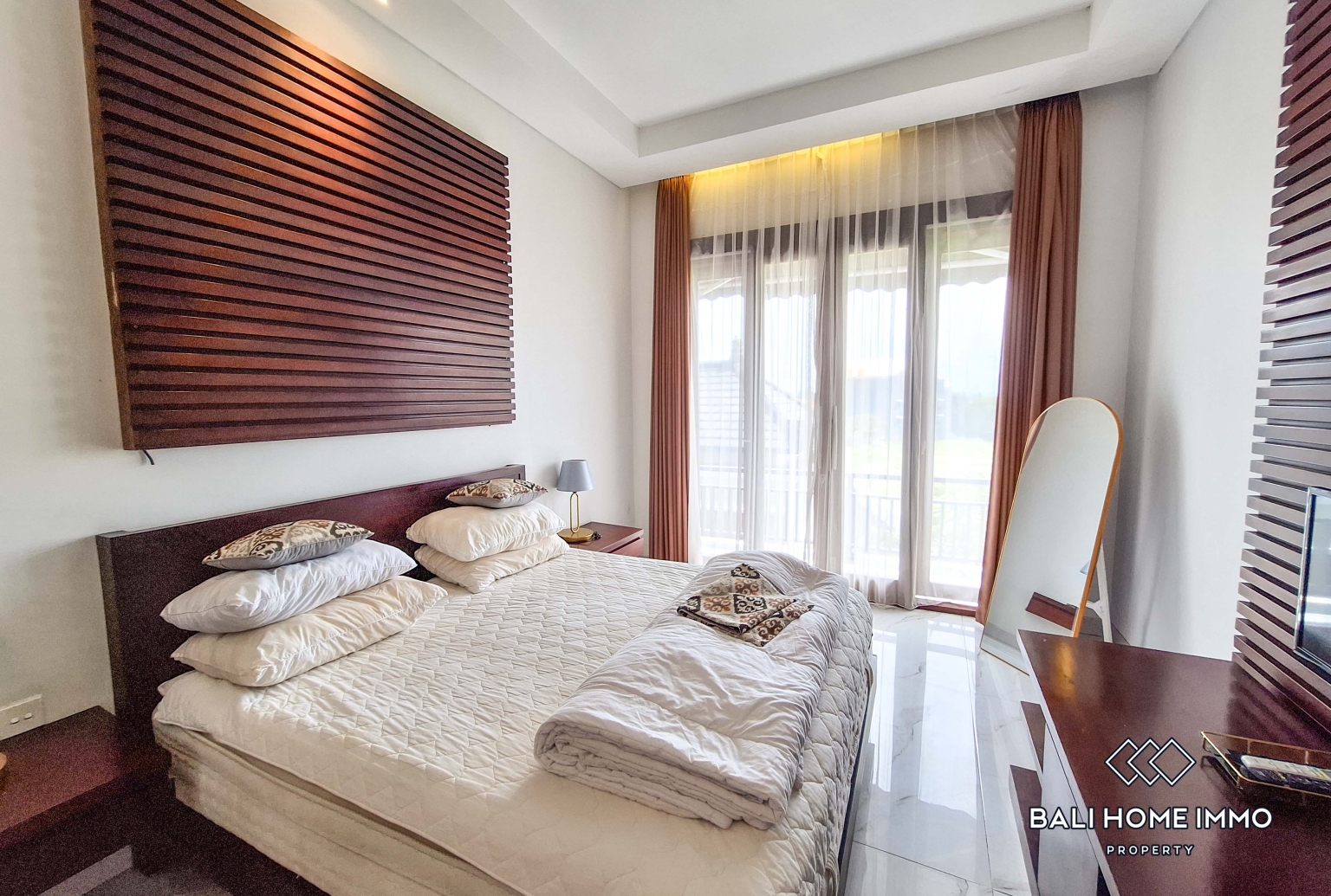 Authentic 5 Bedroom Family Villa for Rent in Canggu Residential Side — image 6