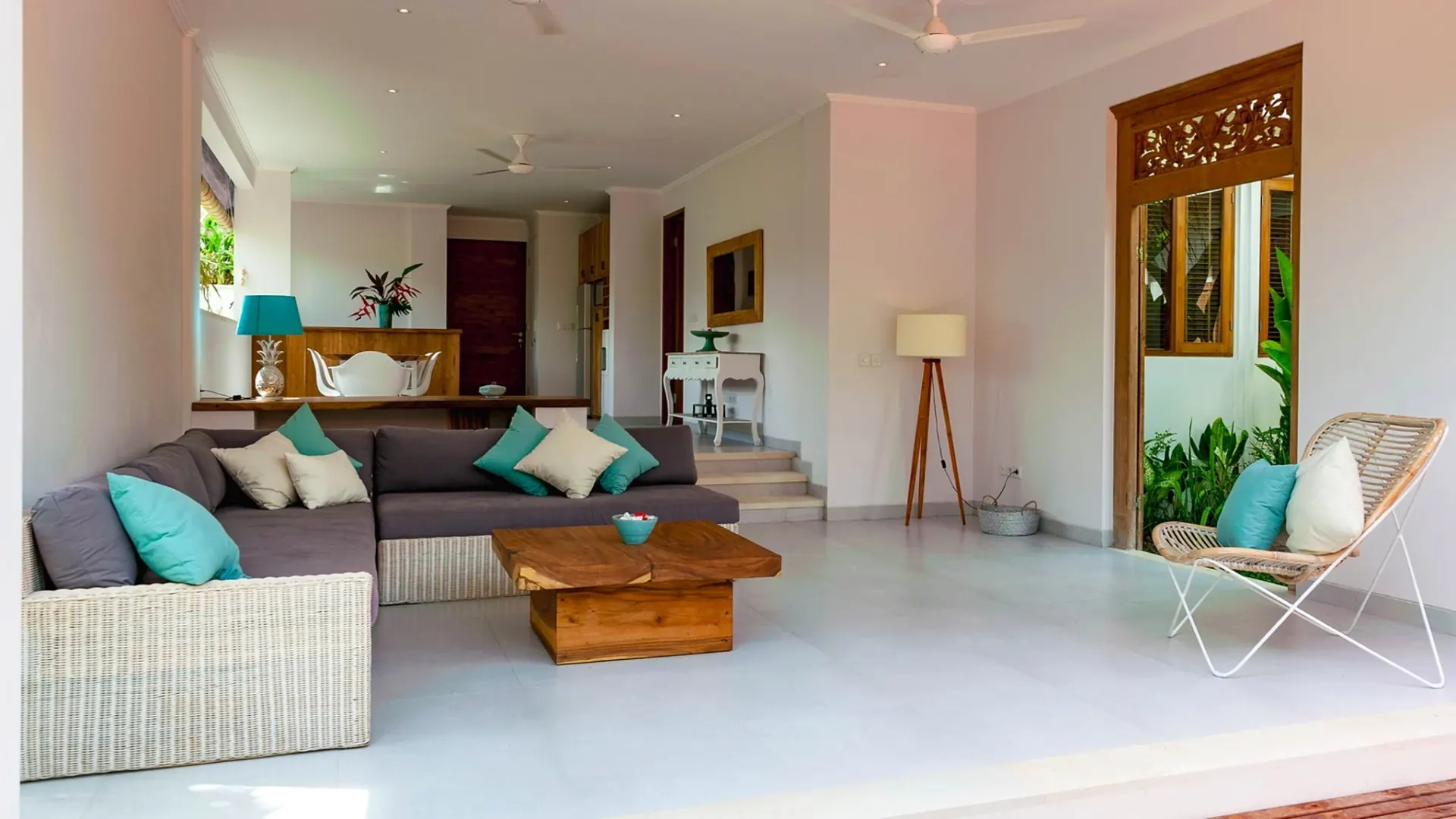 4 BR Private Villa Tabanan — 4BR Villa Rental in Tabanan — image 4