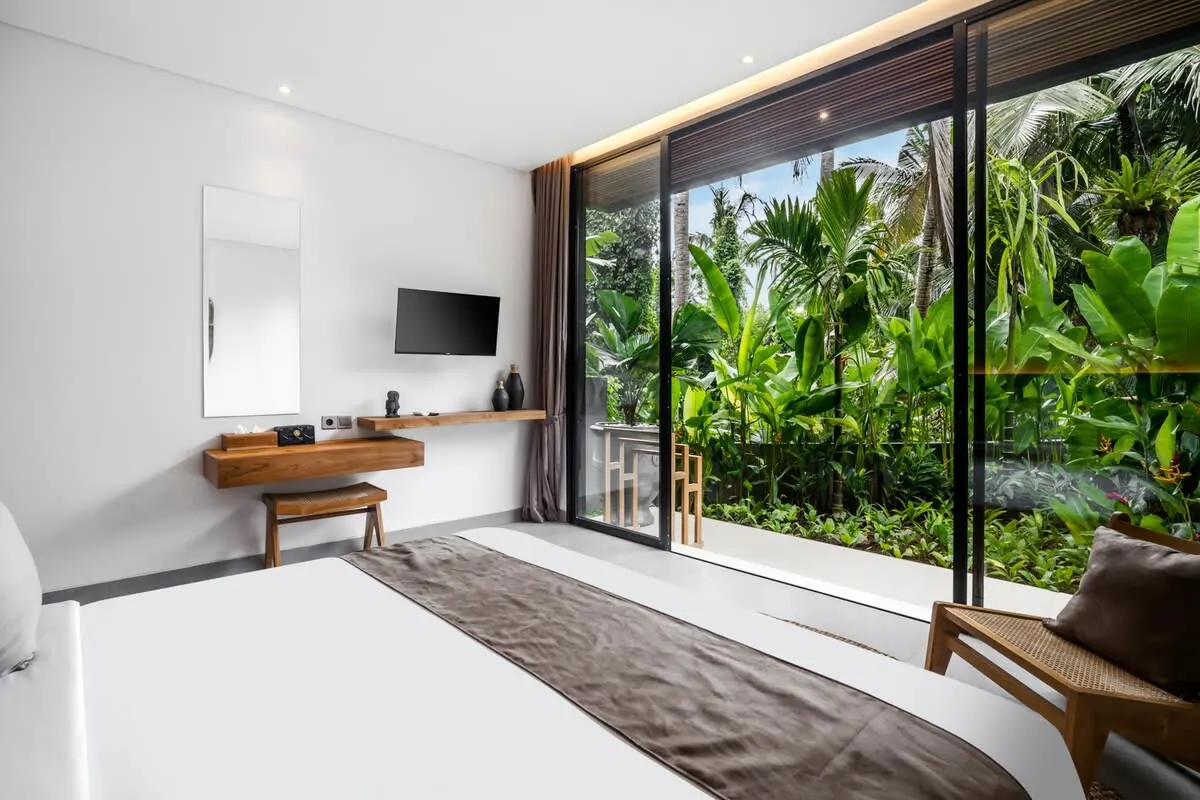 5 BR Jungle Infinity-Pool Villa Ubud — 5BR Villa Rental in Ubud — image 2