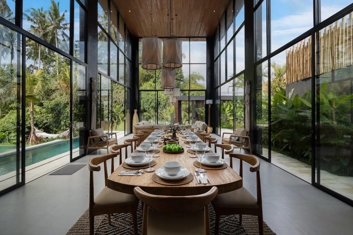 6 BR Tropical-Modern Glass Villa Ubud — 6BR Villa Rental in Ubud — image 9